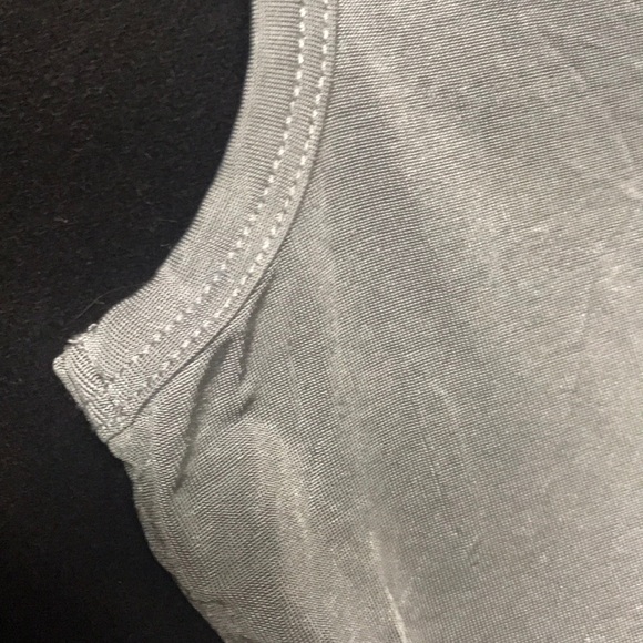 BEBE size small tee - Picture 3 of 4